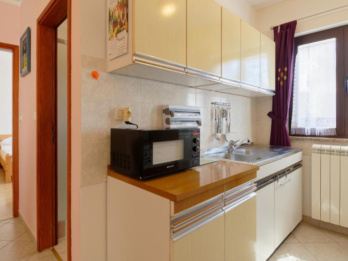 Apartment Laganis Plovanija Экстерьер фото